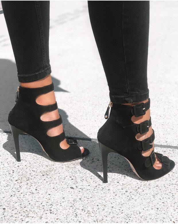 Designer Schuh mit Riemen